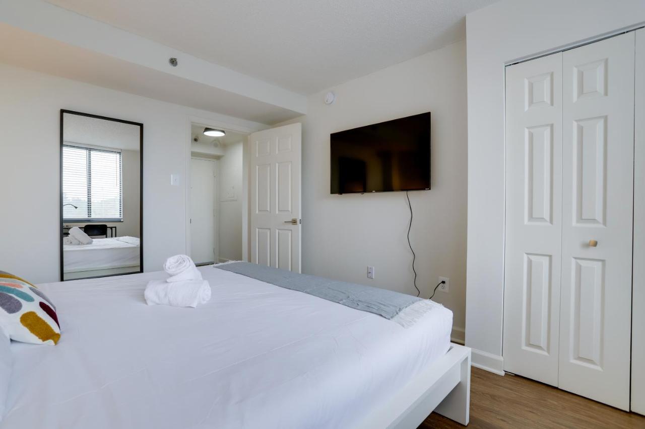 Modern & Charming Apt With Rooftop @Pentagon City Arlington Exterior photo